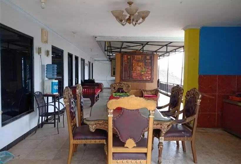 هتل Oyo 3302 Amazon Waterpark Syariah