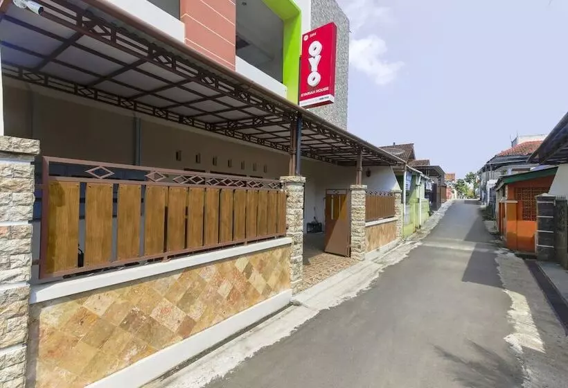 ホテル Oyo 3314 Syariah House