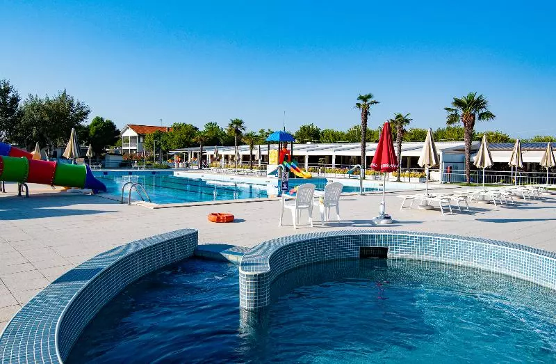هتل Club Del Sole Stork Family Camping Village