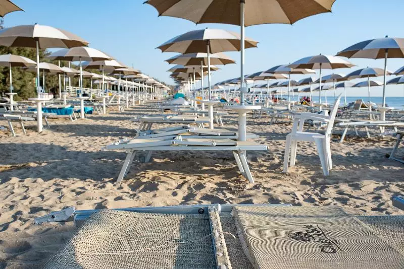 هتل Club Del Sole Stork Family Camping Village