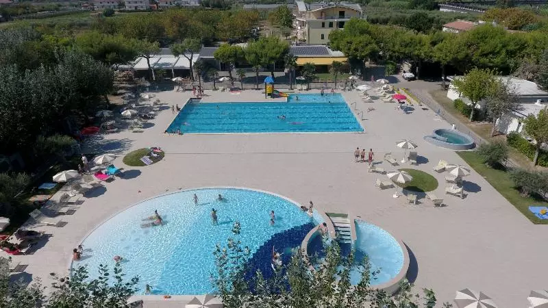 هتل Club Del Sole Stork Family Camping Village