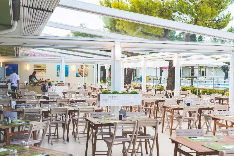 هتل Club Del Sole Stork Family Camping Village