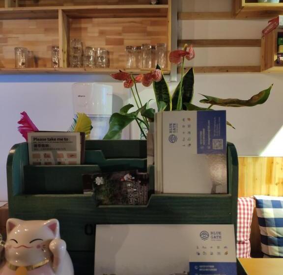 בית מלון כפרי Suzhou Blue Gate Youth Hostel