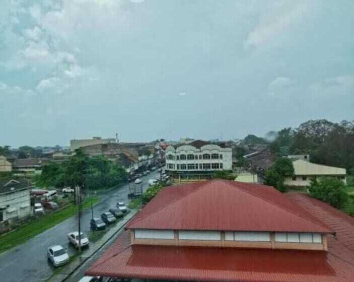 فندق Yew Boutique