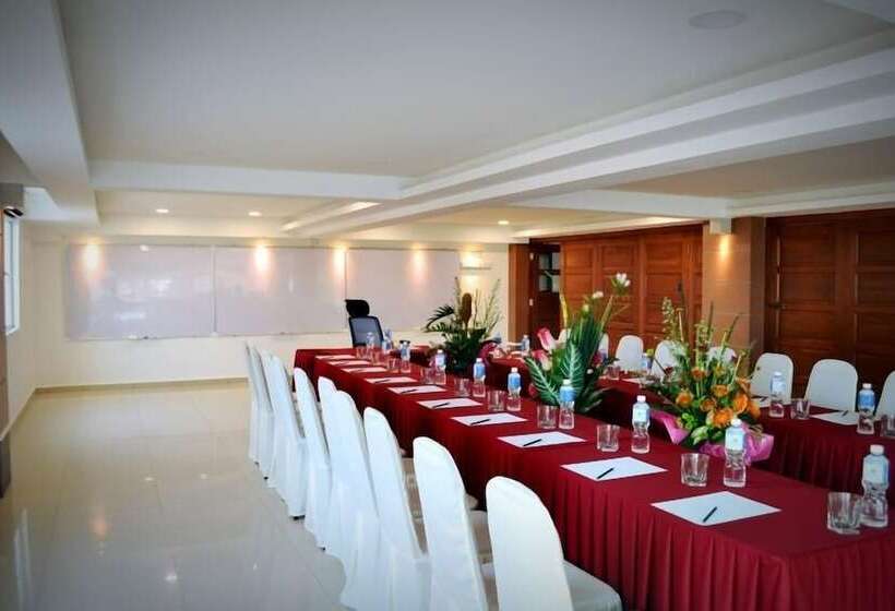 فندق Yew Boutique