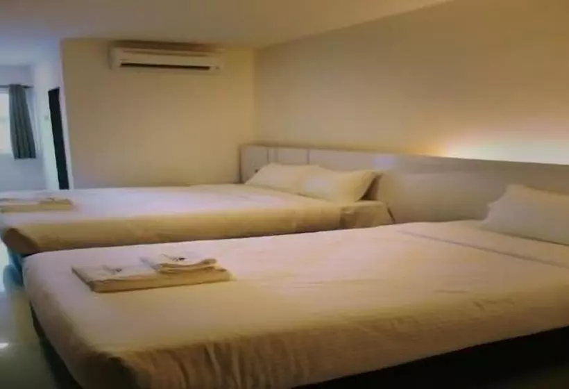 Hotelli Yew Boutique