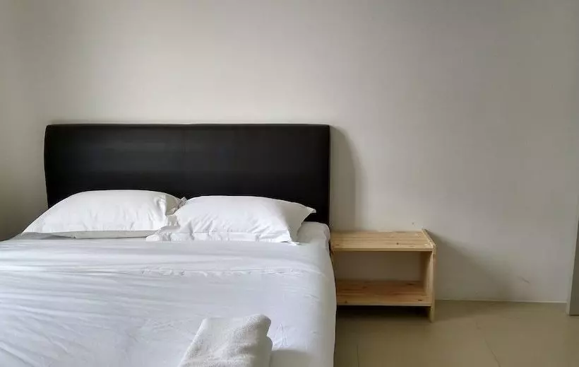 Woodz Highlands Apartment