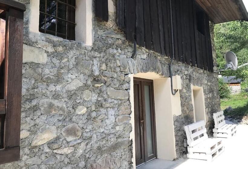 住宿加早餐  Au Sommet Des Narcisses