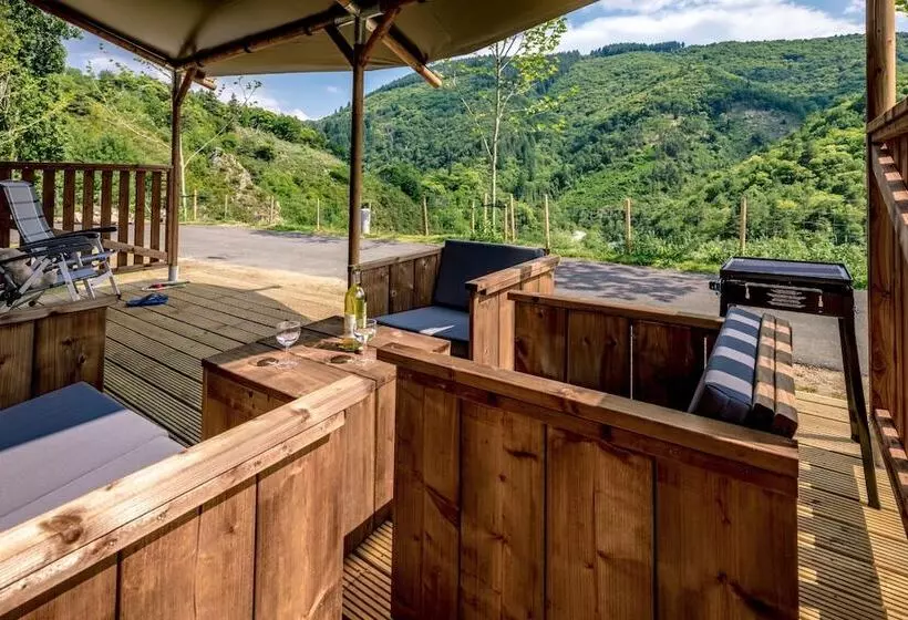 Hotelli Camping L Ardechois