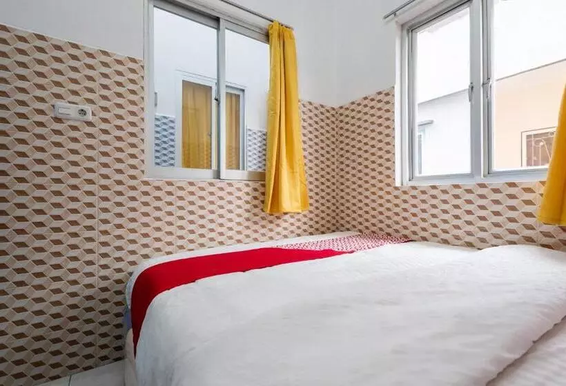 ホテル Oyo 3284 Pademangan 3 Residence