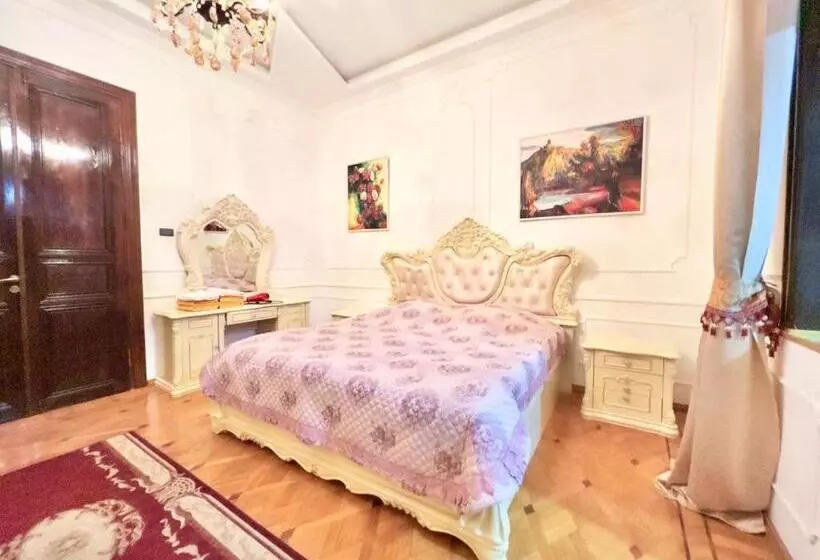 هتل Royal