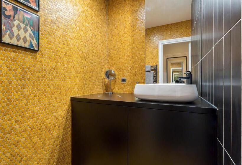 Stella   2 Chambres Balcon  Place De La République