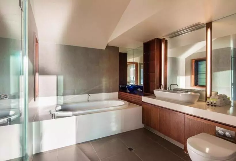 Yacht Club 19 Villa Bijou De Mer Ocean Front Private Pool 2 Buggies