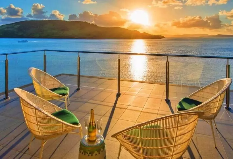 Yacht Club 19 Villa Bijou De Mer Ocean Front Private Pool 2 Buggies