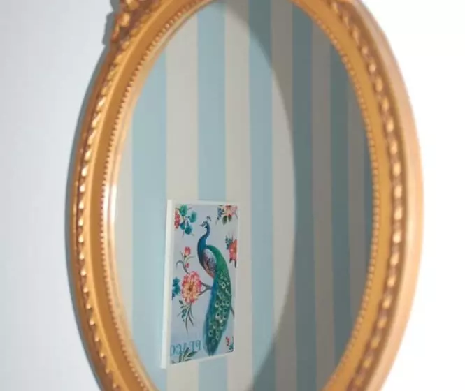 تختخواب و صبحانه La Croix Blanche