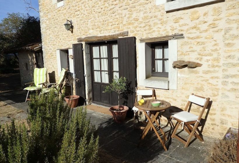 Heritage Cottage Near Forest In Saintjeandesauves