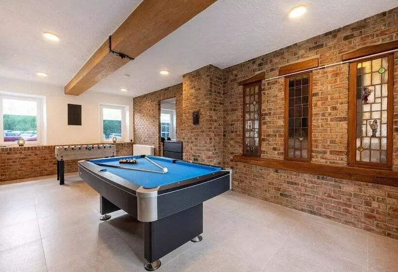 Spacious Holiday Home In The Eifel National Park