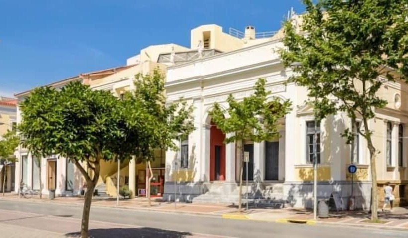 Upscale Modern Escape In The Historic Center