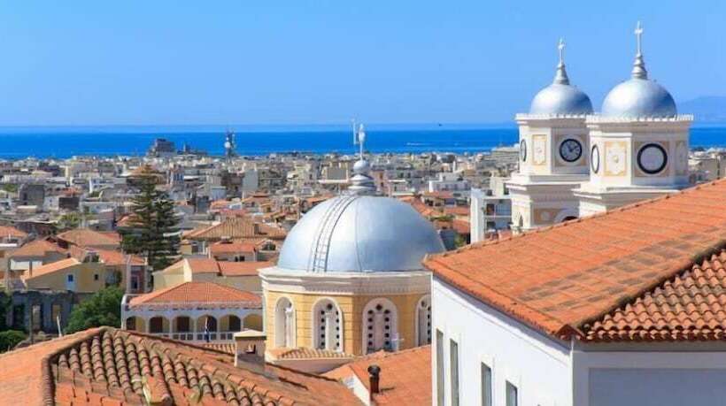 Upscale Modern Escape In The Historic Center