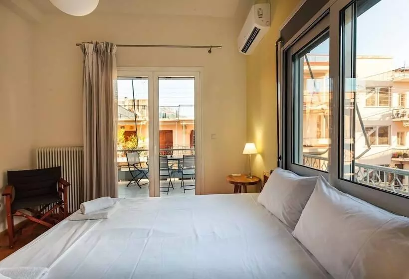 Upscale Modern Escape In The Historic Center