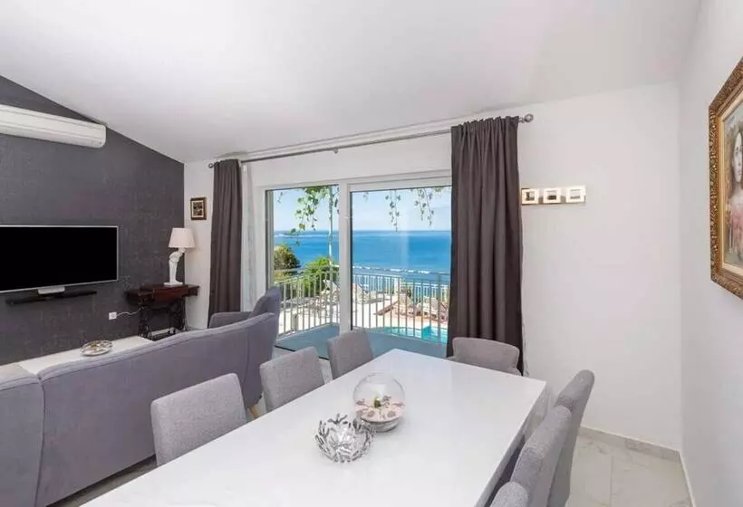 Villa Laura