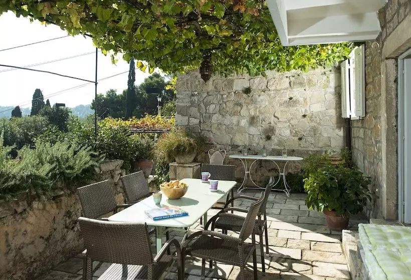 Villa Maslina