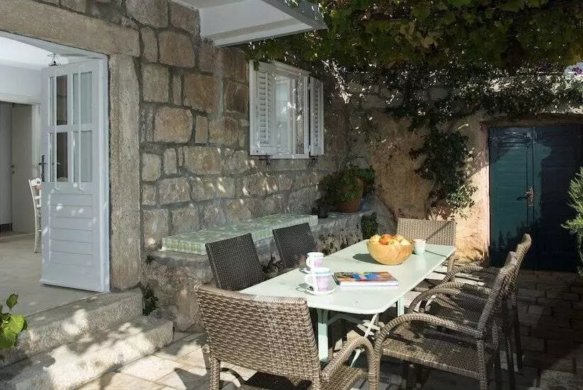 Villa Maslina