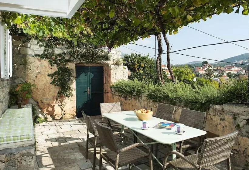 Villa Maslina