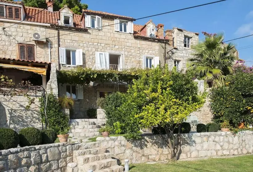 Villa Maslina