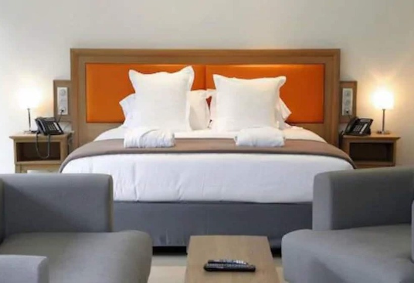 Bed and Breakfast Kolda Properties