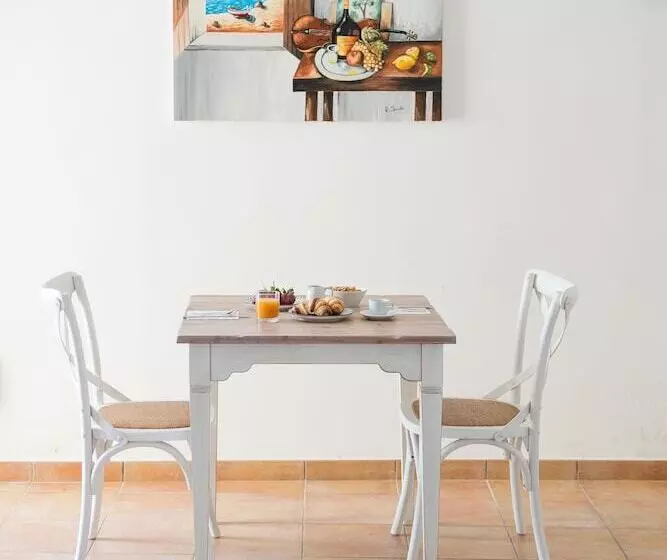 Aamiaismajoitus (B&B) Villa Prota