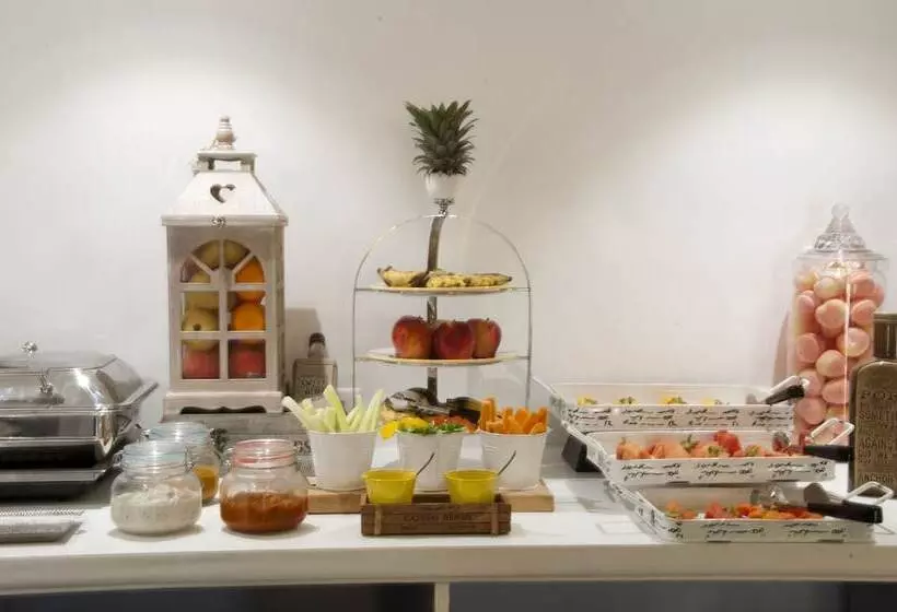 Hotelli Bloomrooms @ Calangute