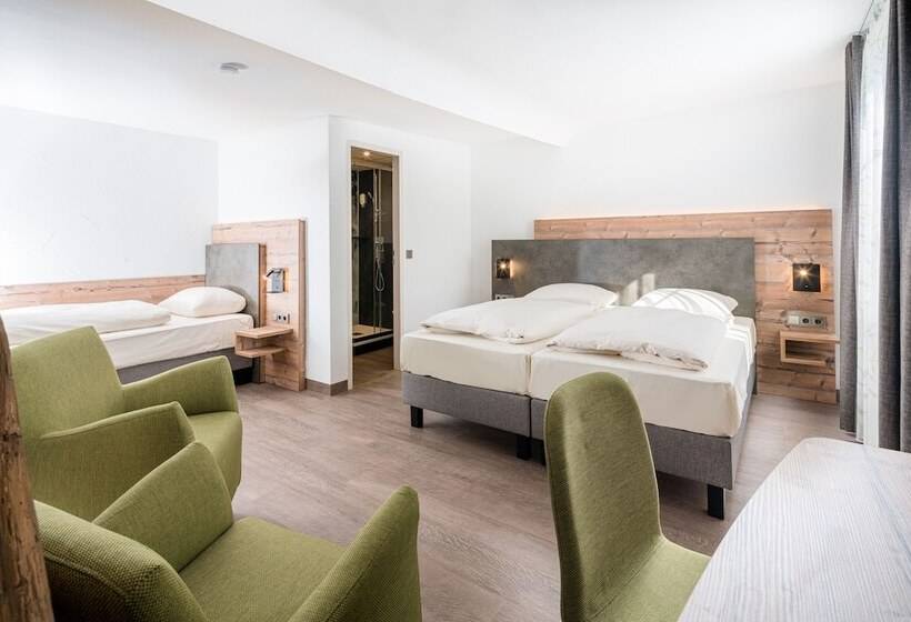 Отель Café Adler