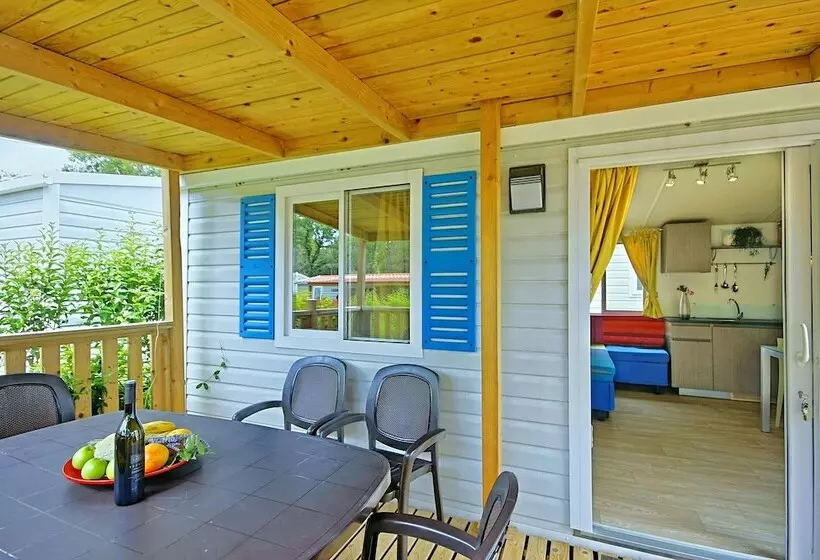 ホテル Camping Adria Mobile Homes In Brioni