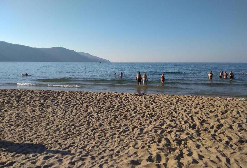 בית מלון כפרי Drosia