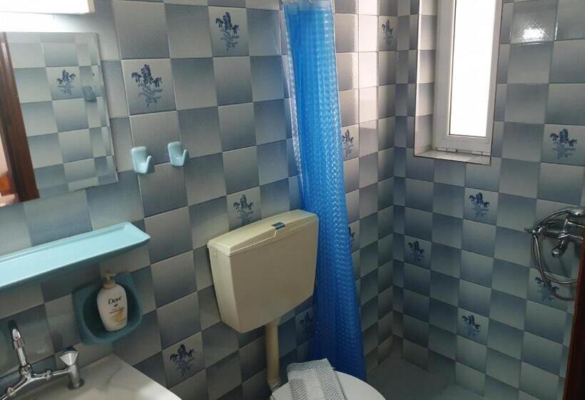 בית מלון כפרי Drosia