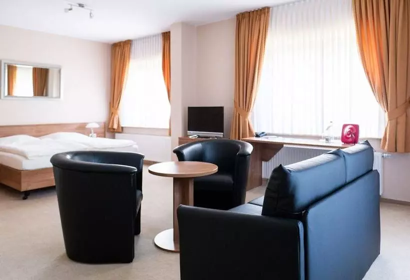 Hotelli Restaurant Kreuz Meyer