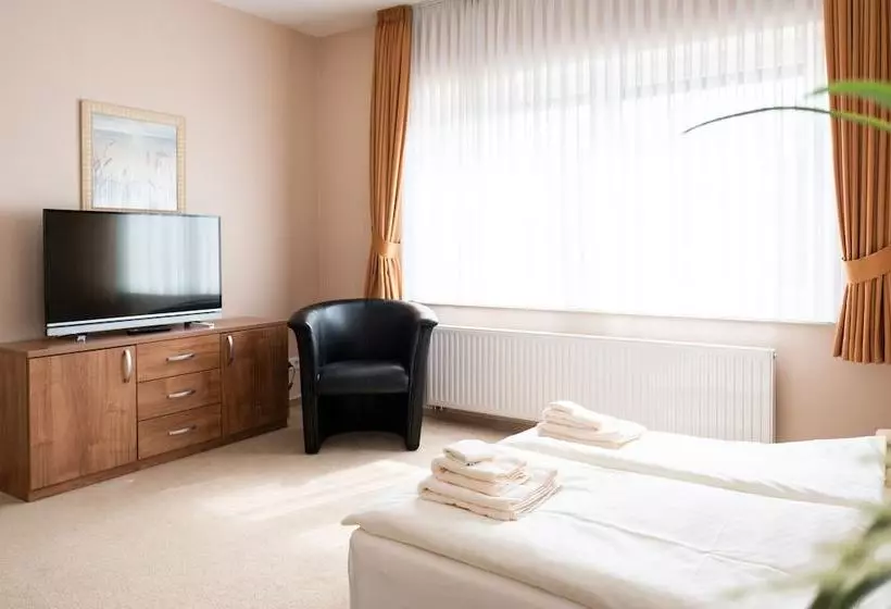 Hotelli Restaurant Kreuz Meyer