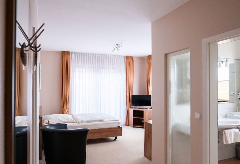 ホテル Restaurant Kreuz Meyer