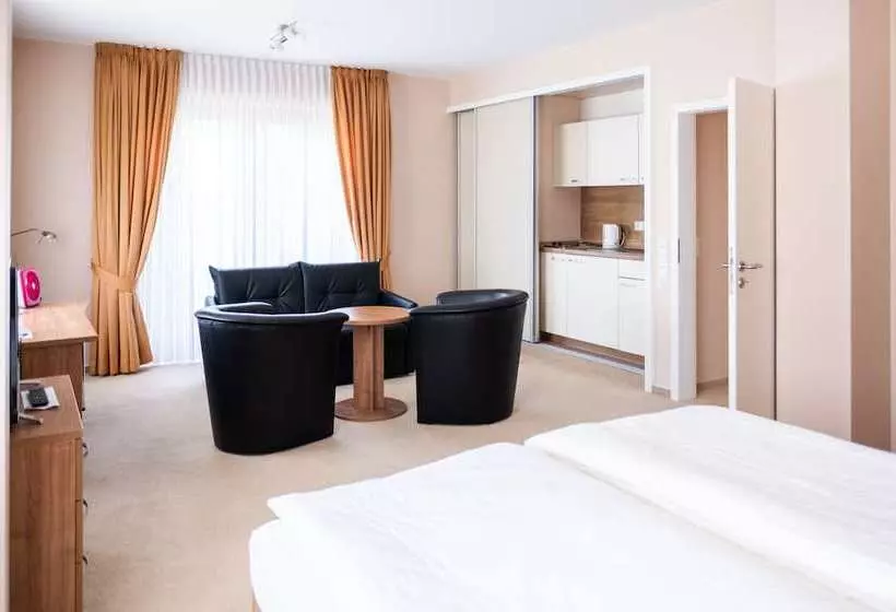 Hotelli Restaurant Kreuz Meyer