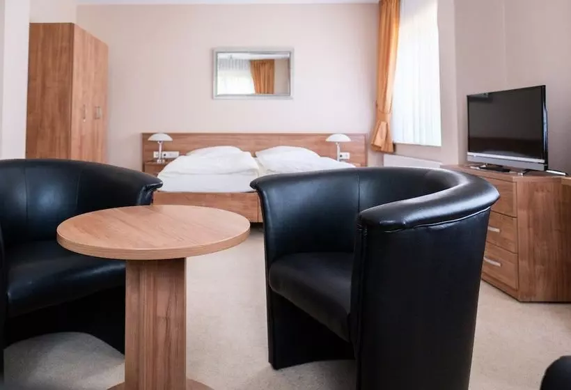 Hotelli Restaurant Kreuz Meyer