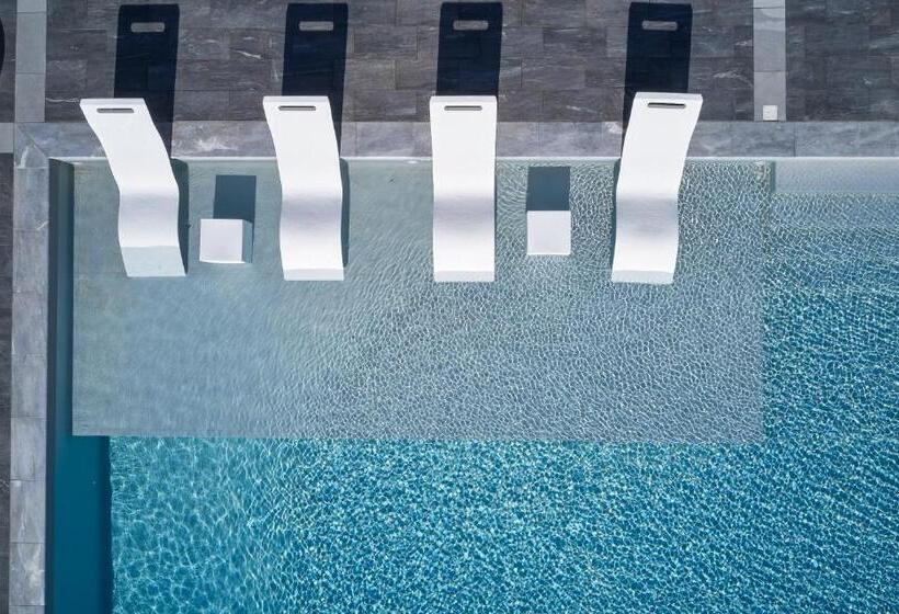 ホテル Sempre Viva Suites