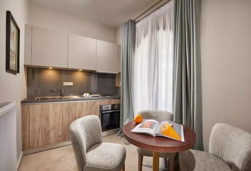 ホテル Sempre Viva Suites