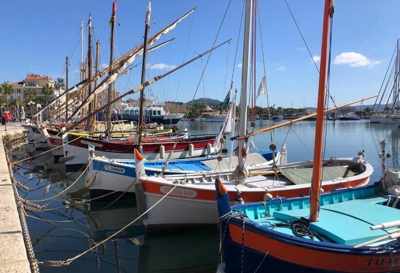 Le Mouton à 5 Pattes Aubagnecassisaix En Provence
