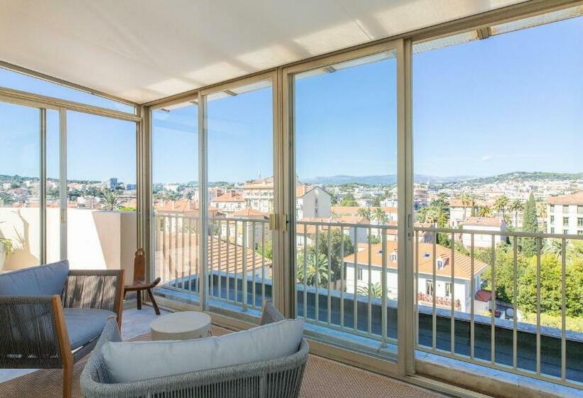 Rooftop Soha 2 Bdr 2 Bthr 1 Toil Clim Terrace Elevator Small Parking