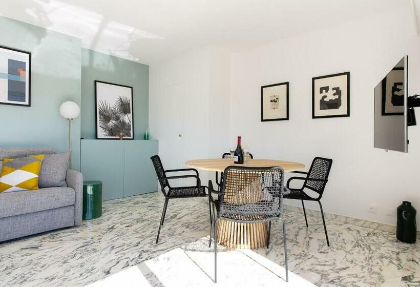 Rooftop Soha 2 Bdr 2 Bthr 1 Toil Clim Terrace Elevator Small Parking