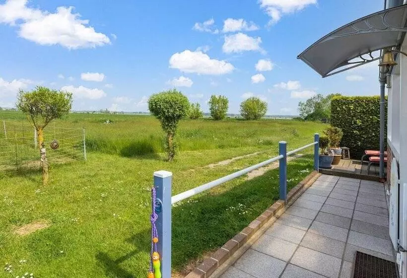 Snug Bungalow In Insel Poel Germany Near Beach