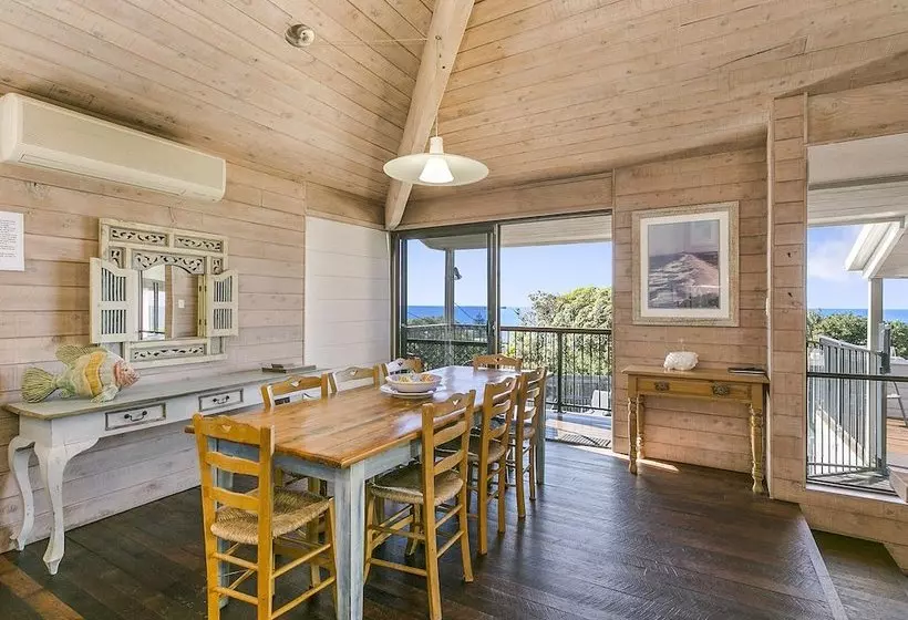 Sunshine Beach Serenity And Pet Friendly ! 9 Seaview Terrace, Sunshine Beach, Qld 4567