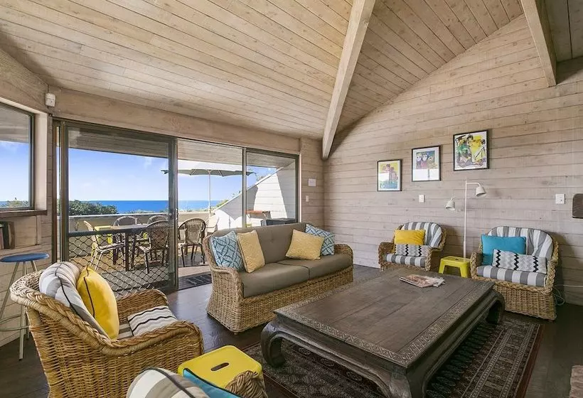 Sunshine Beach Serenity And Pet Friendly ! 9 Seaview Terrace, Sunshine Beach, Qld 4567