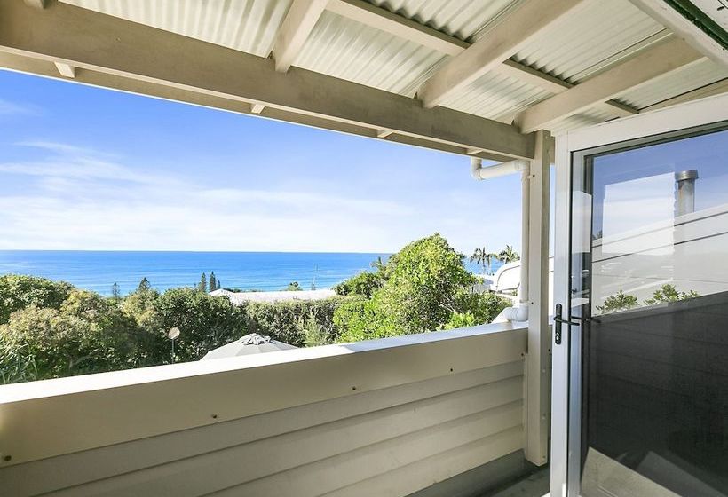 Sunshine Beach Serenity And Pet Friendly ! 9 Seaview Terrace, Sunshine Beach, Qld 4567